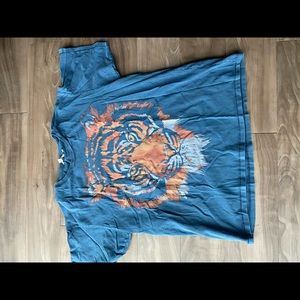 Women’s wrangler oversized tee